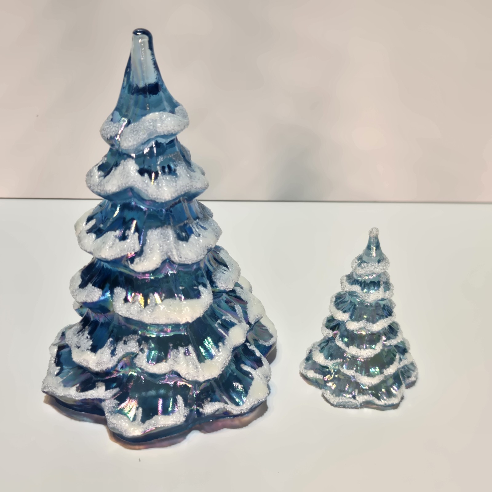 Vintage Fenton Blue Iridescent Flocked Christmas Tree Gold Cat 95th Anniv Set 2